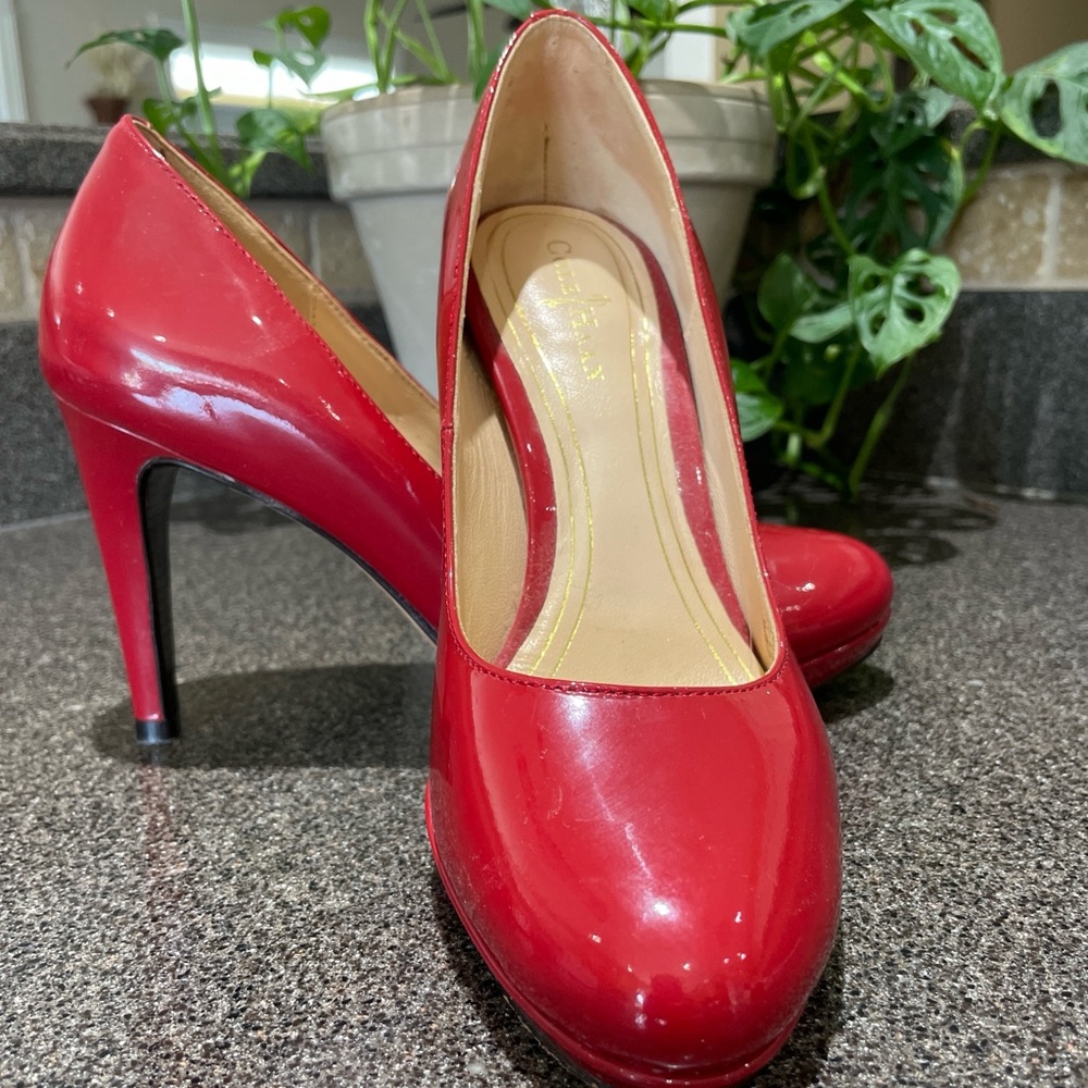 Cole Haan Red Patent Leather Heels 👠 Sz 5 | Nike Footbed